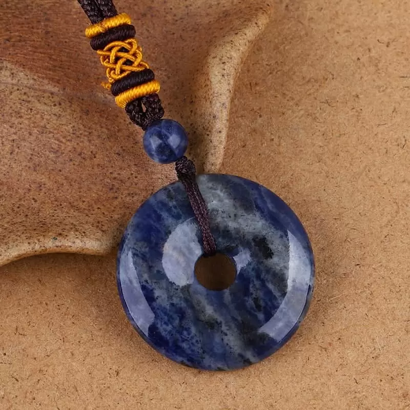 Circle Donut Crystals Necklace blue vein stone