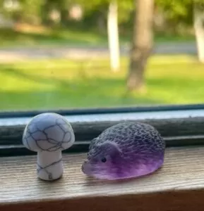 Mini Fluorite Hedgehog Carving
